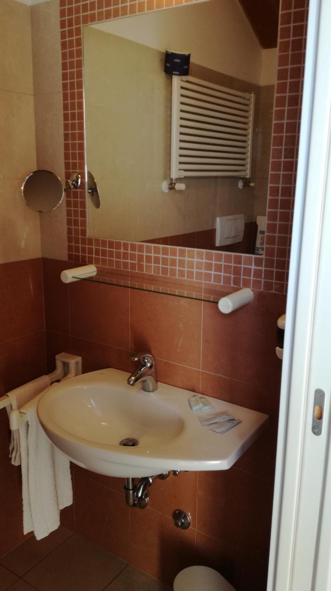 צ'סנטיקו Hotel Sogno מראה חיצוני תמונה