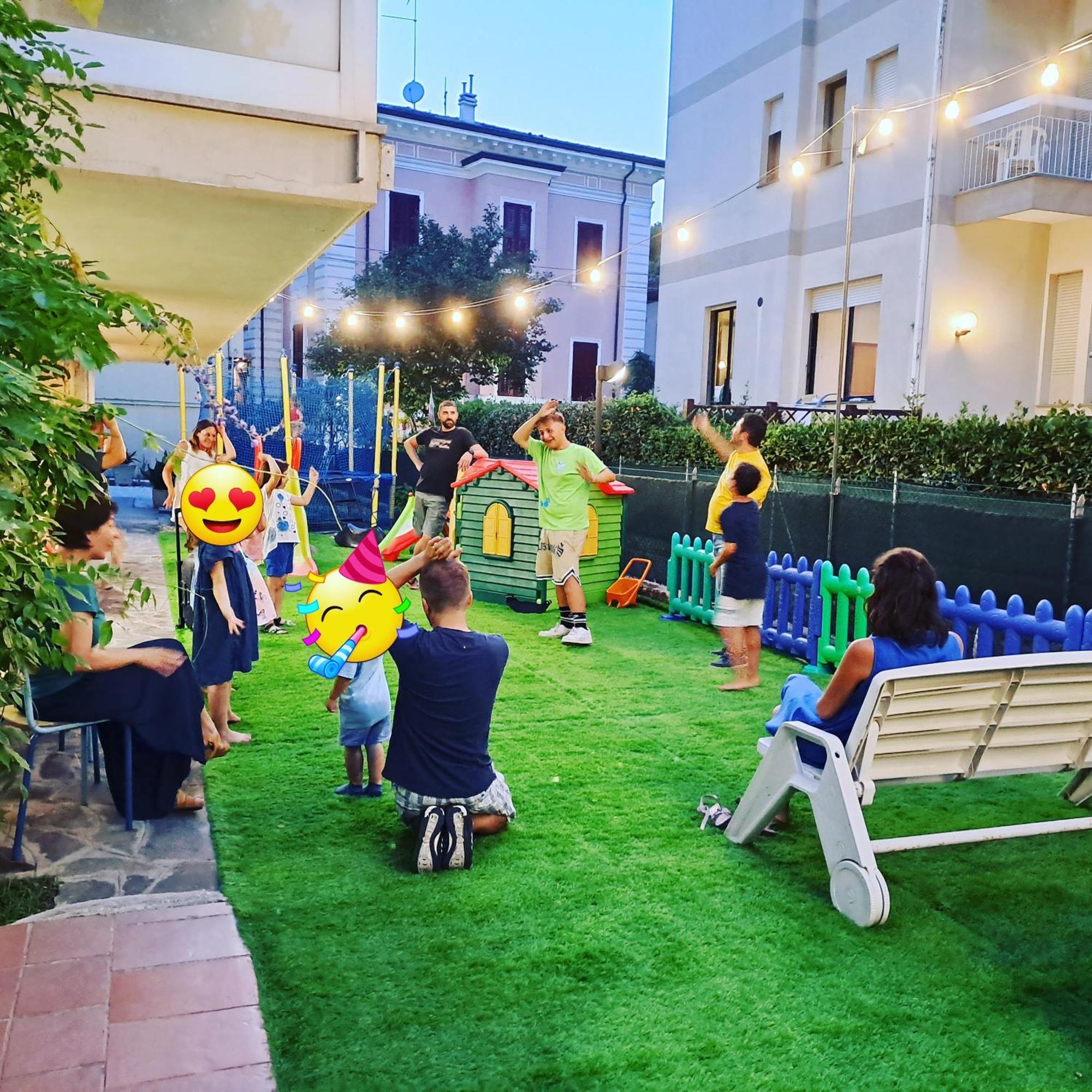 צ'סנטיקו Hotel Sogno מראה חיצוני תמונה