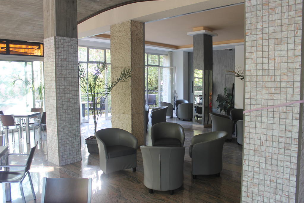 צ'סנטיקו Hotel Sogno מראה חיצוני תמונה
