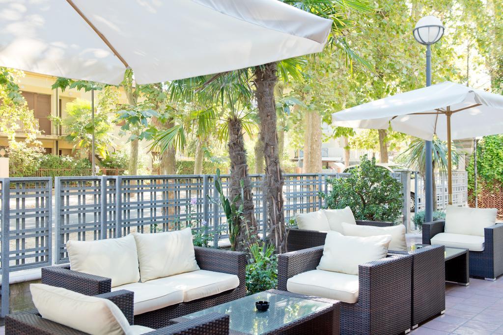 צ'סנטיקו Hotel Sogno מראה חיצוני תמונה