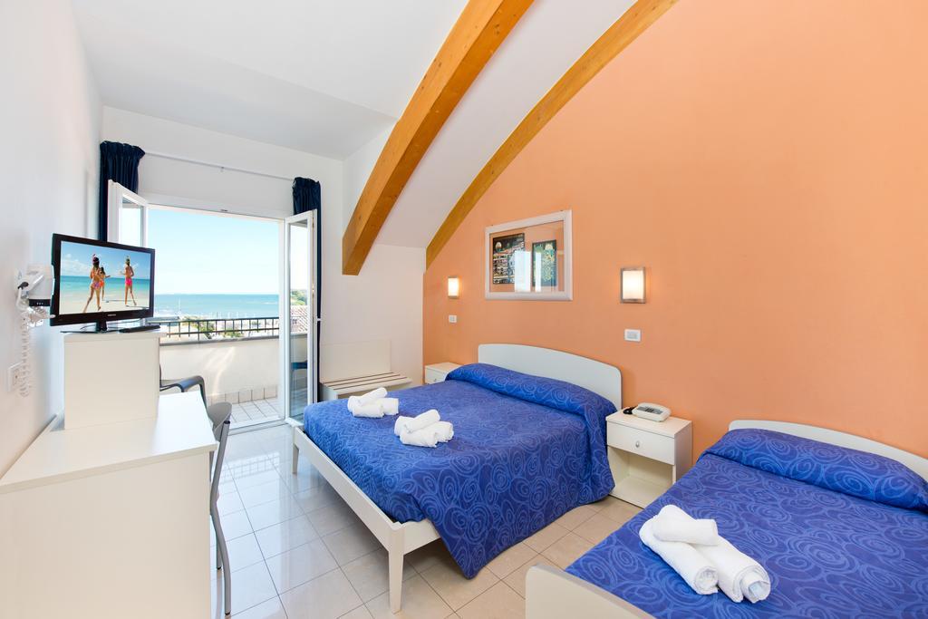 צ'סנטיקו Hotel Sogno מראה חיצוני תמונה