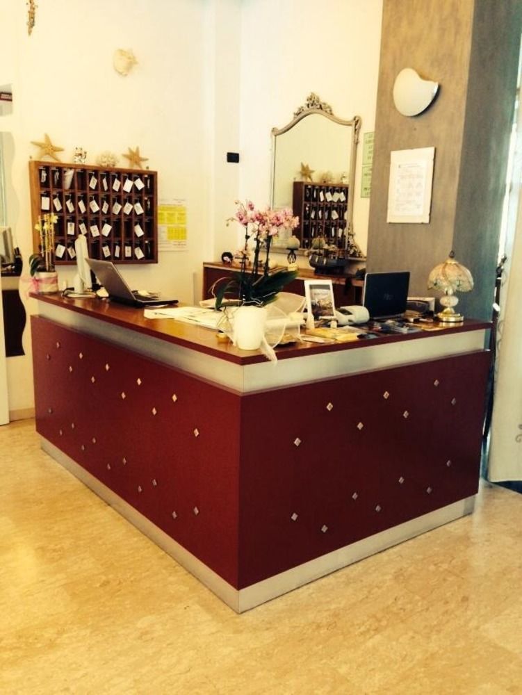 צ'סנטיקו Hotel Sogno מראה חיצוני תמונה